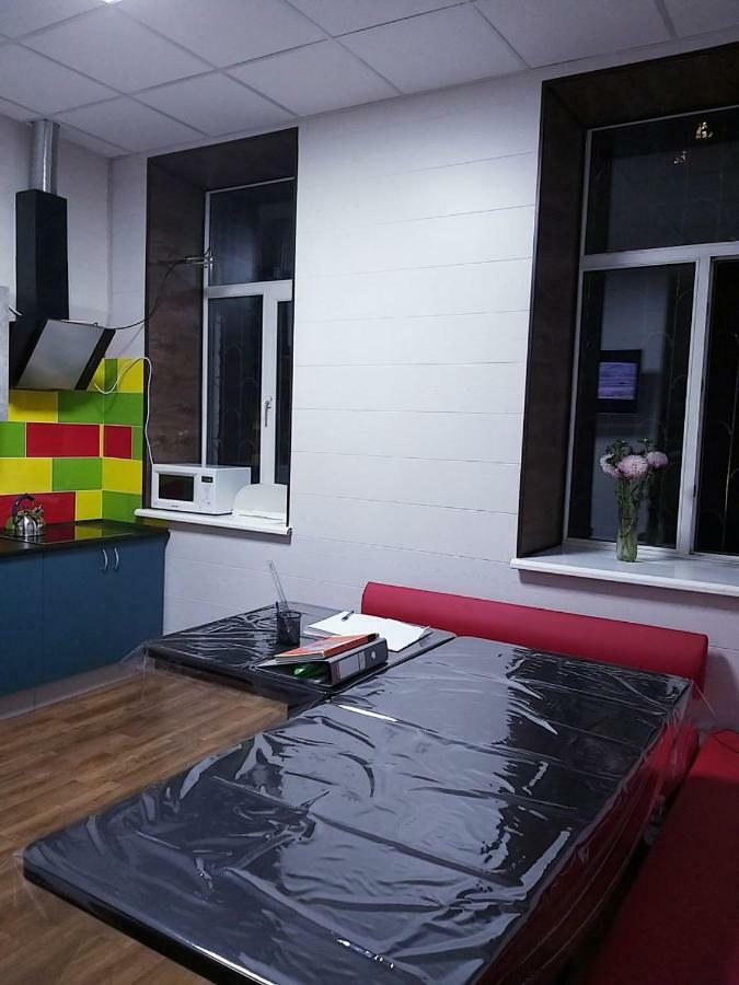Hostel 777 Vokzal Kyiv Exterior photo